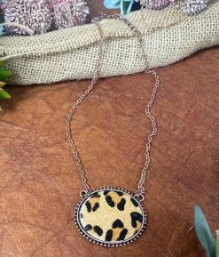 Southern Grace New Arrivals Western Leopard Oval Gold Pendant Necklace
