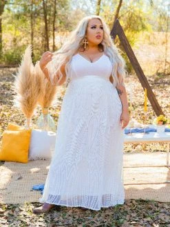 D & J Industries Dreaming Of Love — Western Wedding Dress In White Bridal 12 D & J Industries Dreaming Of Love — Western Wedding Dress In White Bridal