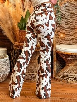 D & J Industies Co., LTD. Clothing Makin Mooves Jeans