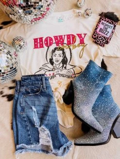 4B Custom Designs LLC Howdy Cowboy T-shirt