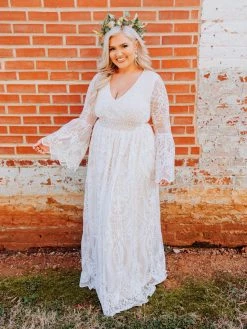 D & J Industries Look Famous Tonight Dress - White/Neutral 15 D & J Industries Look Famous Tonight Dress - White/Neutral