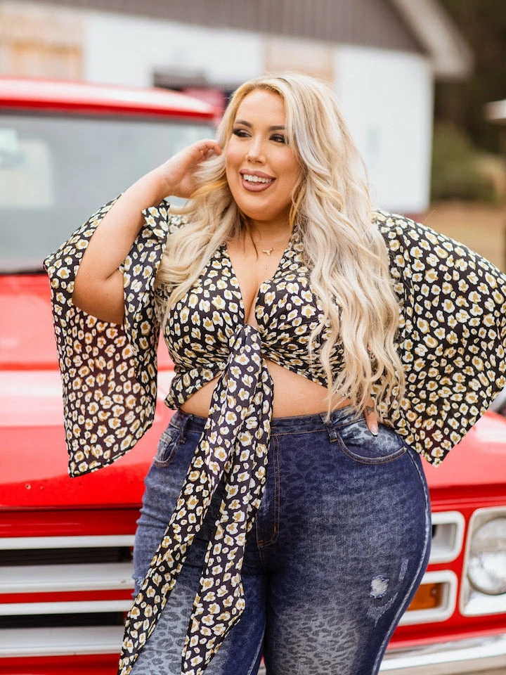 D & J Industies Co., LTD. Clothing Bring The Sass Crop Top - Black Leopard 4 D & J Industies Co., LTD. Clothing Bring The Sass Crop Top - Black Leopard