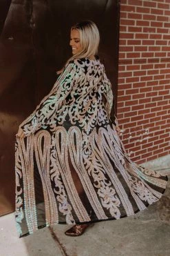 Dongguan Haohoo Clothing CO., Ltd PREORDER The Royal Sequin Duster - Bubblegum Pre-Orders 19 Dongguan Haohoo Clothing CO., Ltd PREORDER The Royal Sequin Duster - Bubblegum Pre-Orders