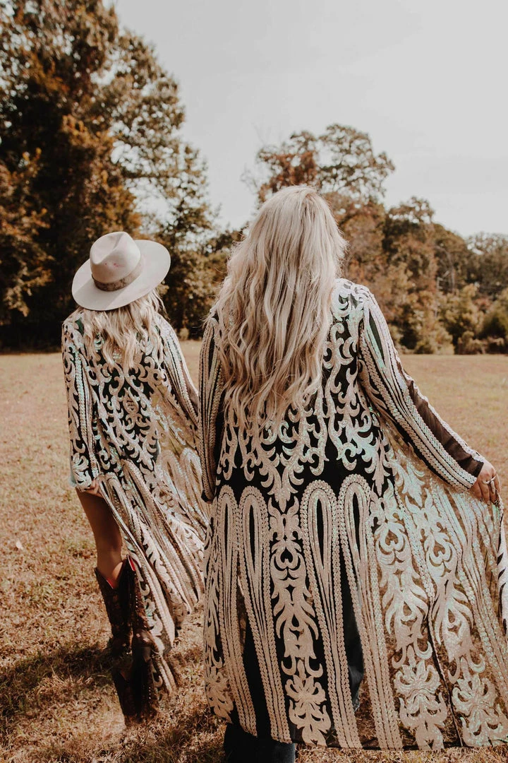 Dongguan Haohoo Clothing CO., Ltd PREORDER The Royal Sequin Duster - Bubblegum Pre-Orders 13 Dongguan Haohoo Clothing CO., Ltd PREORDER The Royal Sequin Duster - Bubblegum Pre-Orders